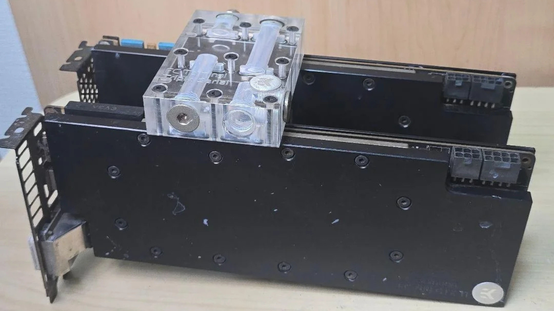 Nvidia GTX Titan X (Maxwell) SLI setup for $86