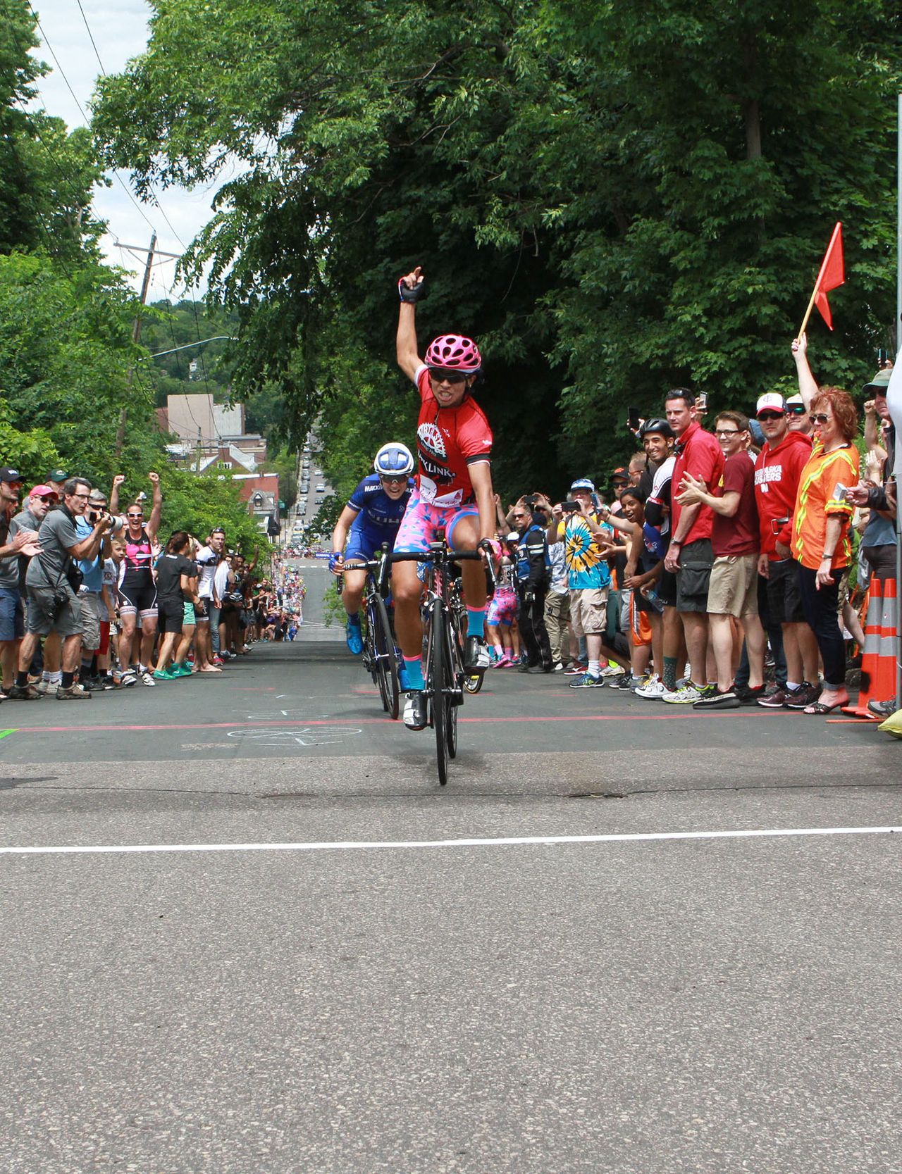 Marlies Mejias Garcia (Weber Shimano Ladies Power) wins in Stillwater