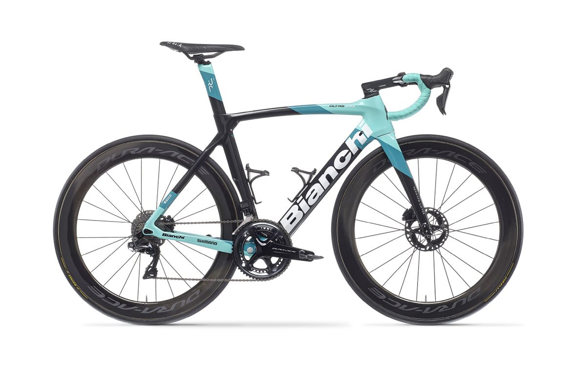 The 2021 Bianchi the Oltre XR4 disc aero bike that the GreenEdge teams will use