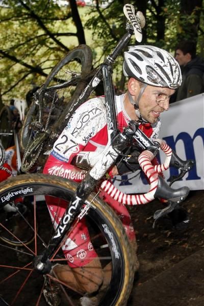 Switzerland's Christian Heule (RendementhypoCycling Team) finished in 8th place.