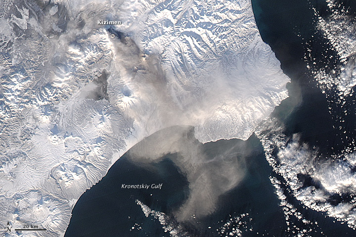 Kizimen's ask cloud blowing out to sea.