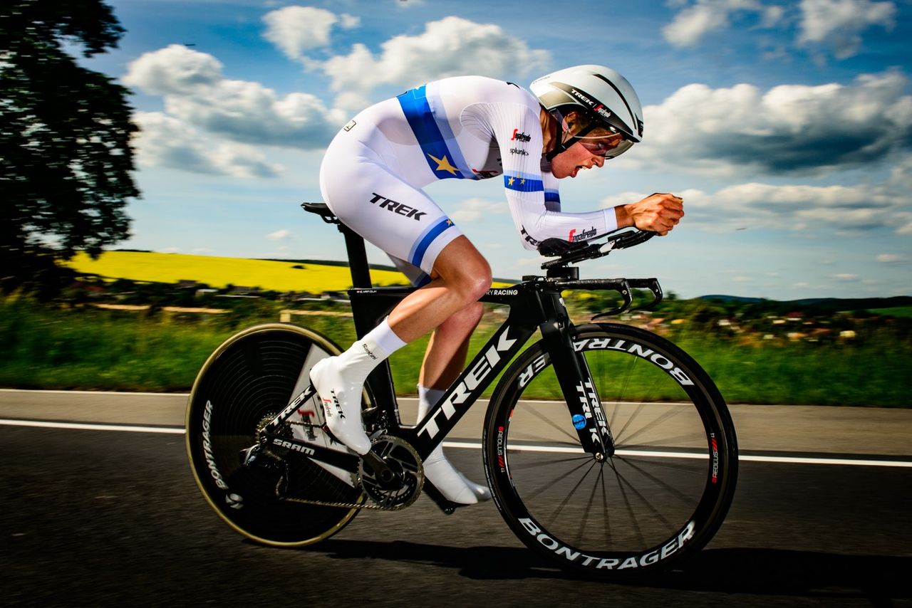 European champion Ellen van Dijk speeds to victory