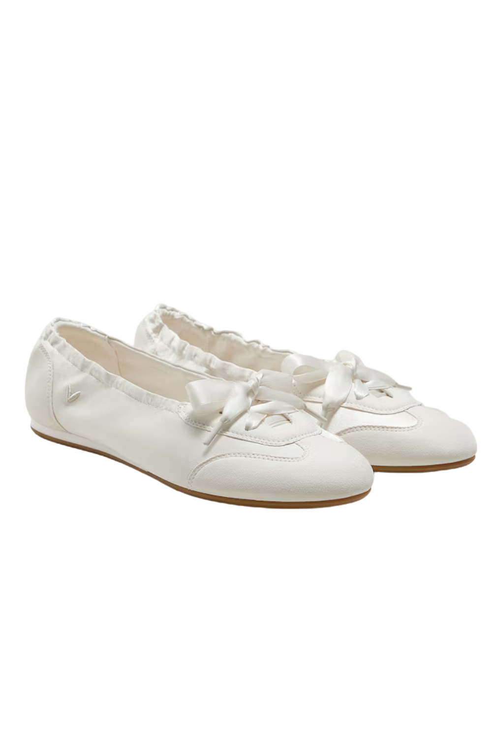 Round-Toe Satin Sneakerina (yanka)