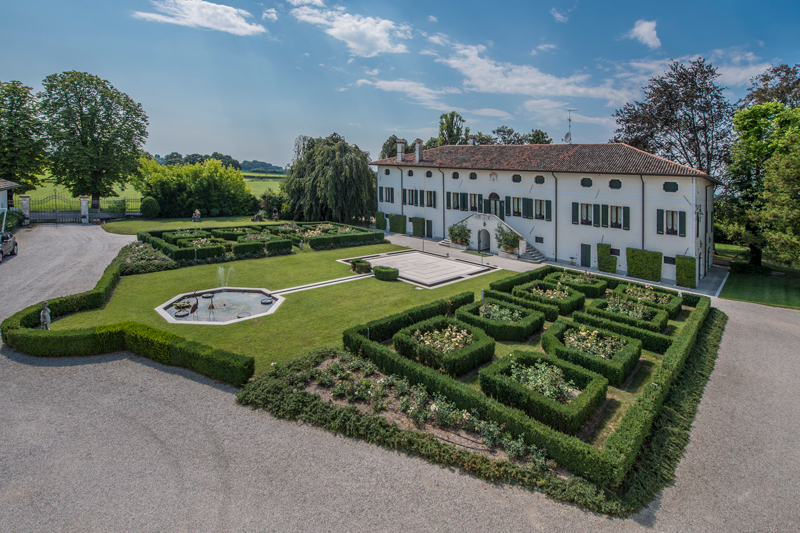 Prosecco wine estate for sale