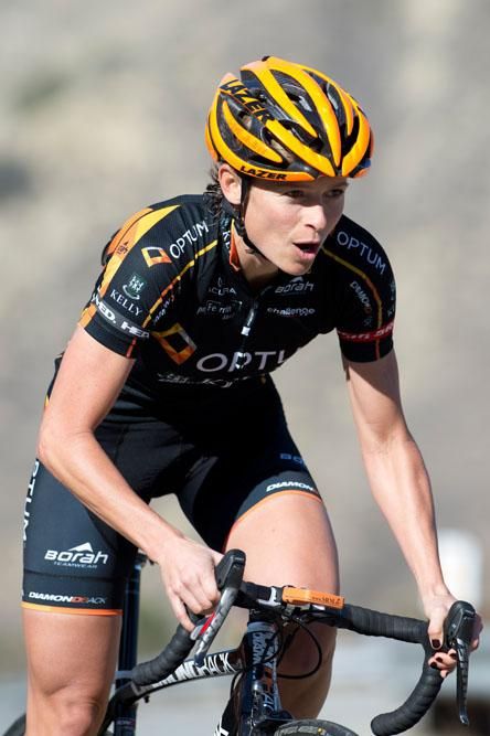 Lauren Hall returns as one of the featured sprinters for the women's team.
