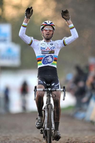 He's back! Niels Albert (BKCP-Powerplus) took victory ahead of Sven Nys today