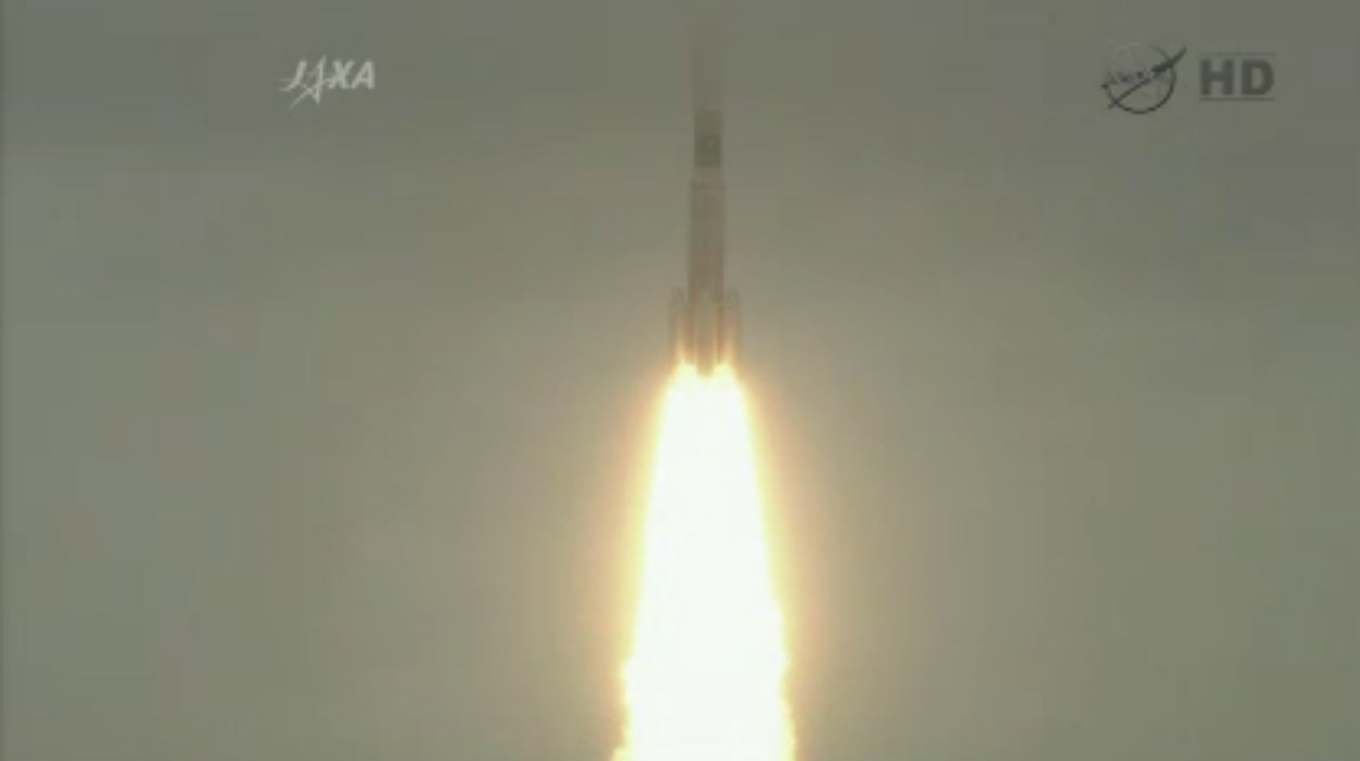 Japan's robotic HTV-3 cargo spaceship launches