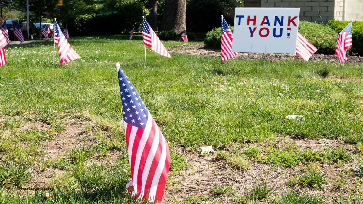 Lowe’s launches #BuildThanks campaign to encourage Americans to make DIY thank you signs for frontline workers 