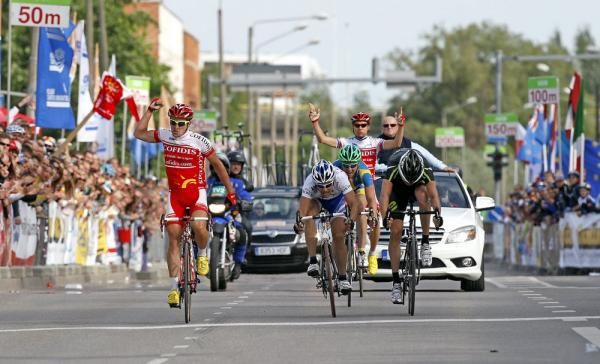 Jean-Eudes Demaret (Cofidis) topped Rene Mandri (Endura Racing) and Jonas Ljungblad (Team Differdange - Magic-Sportfood.de) for the victory.