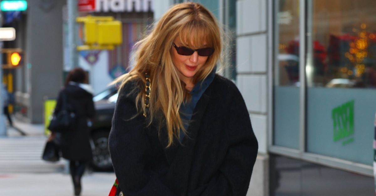 Not the Row, Not Dior—Jennifer Lawrence’s New Favourite Shoes Are a Surprising Amazon Find
