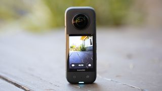 Insta360 X3 back view