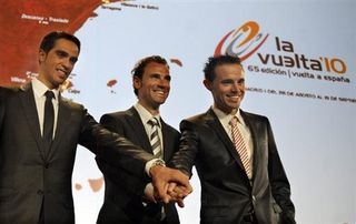 2008 Vuelta champion Alberto Contador, 2009 Vuelta winner Alejandro Valverde and 2009 Vuelta runner-up Samuel Sánchez on stage at the 2010 Vuelta a España presentation.