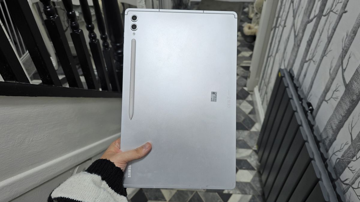 Samsung Galaxy Tab S10 Ultra: Big, Powerful, Expensive
