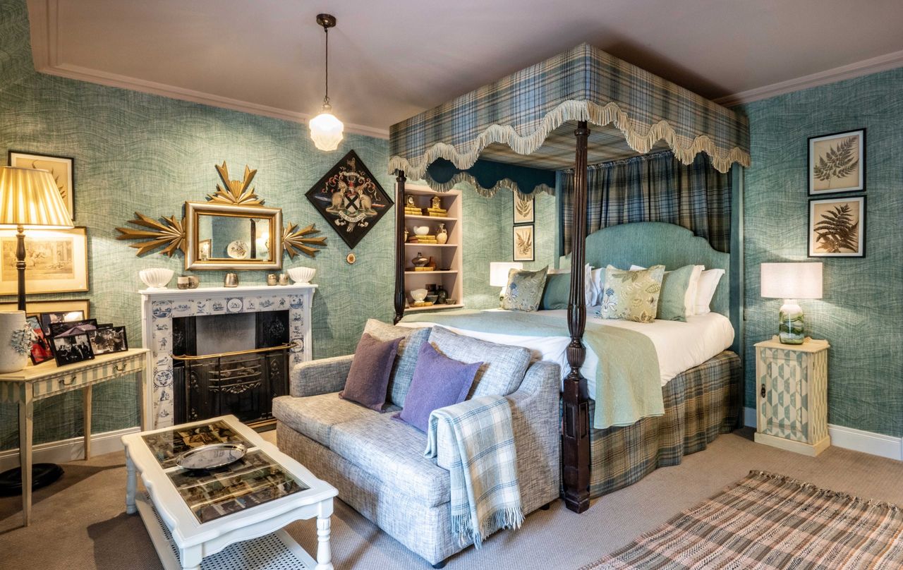Loch Lomond Arms Hotel