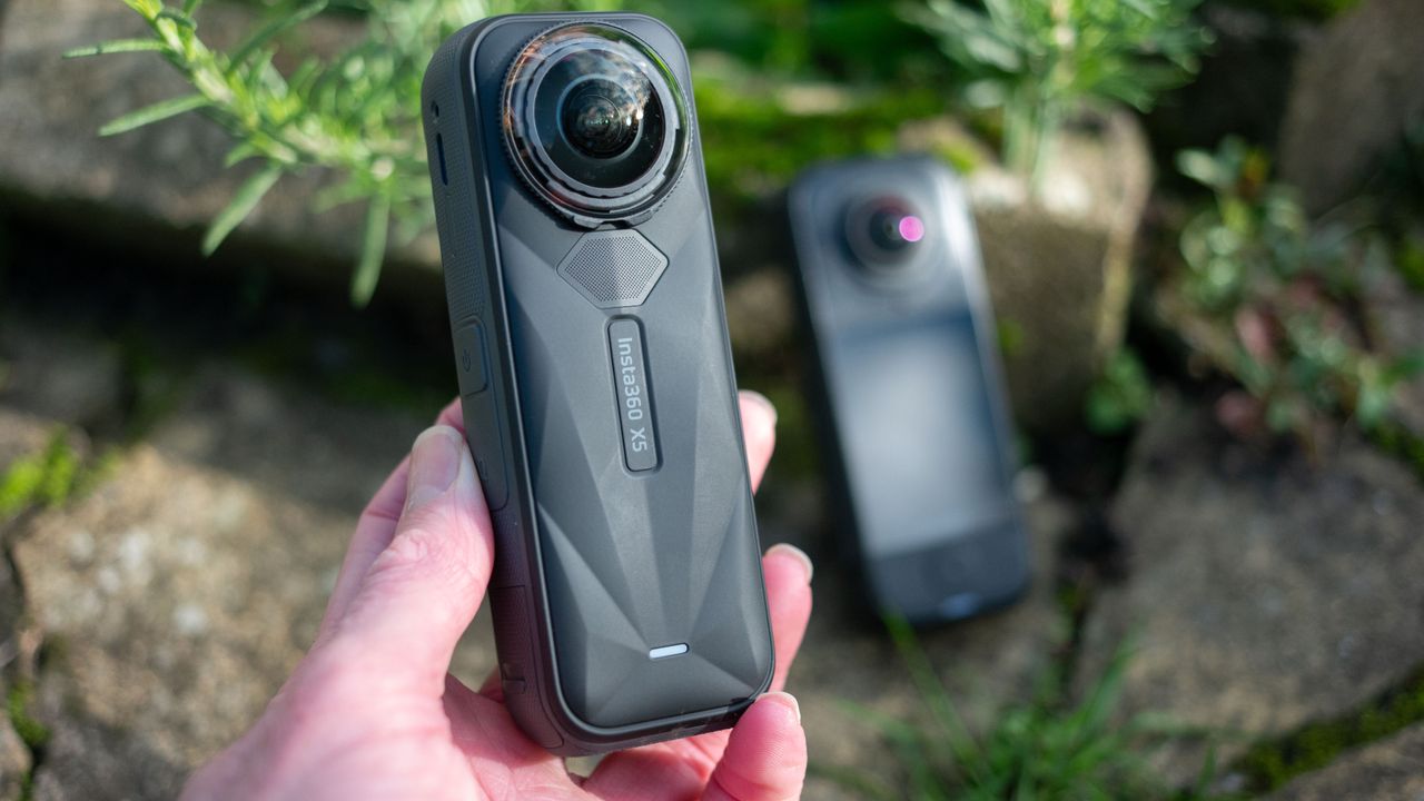 The Insta360 X5