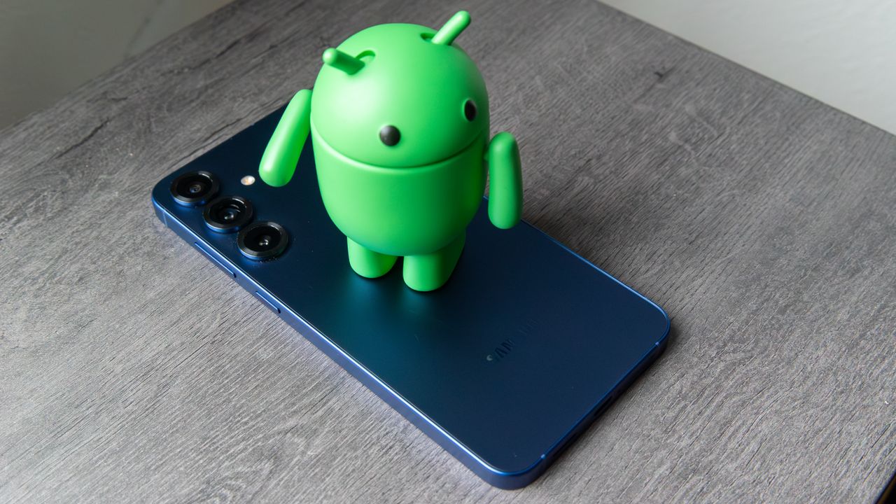  AI is causing phone prices to go up, but you can beat the RAM crisis with this powerfully underrated Galaxy phone 