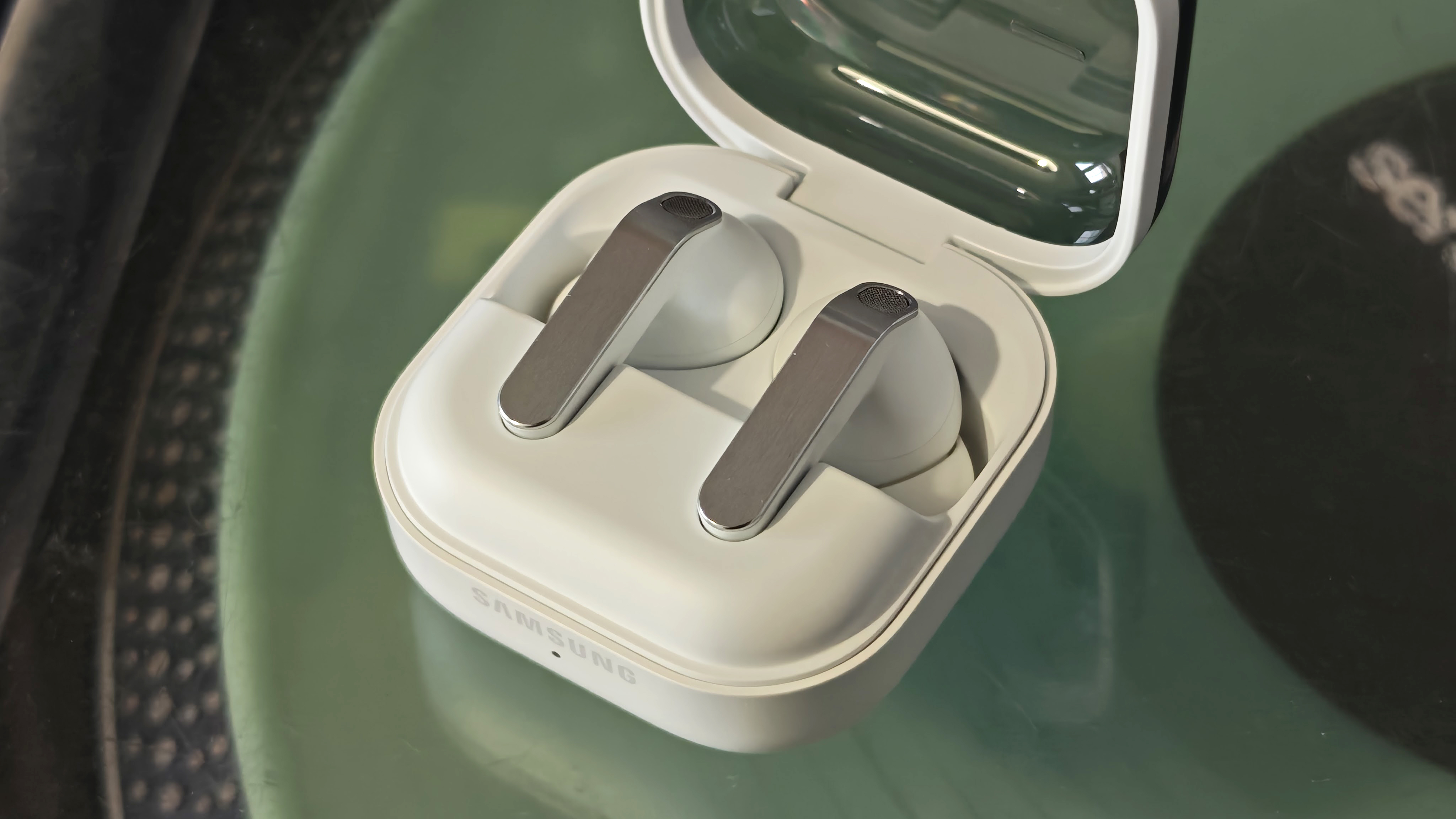 Samsung Galaxy Buds 4 Pro