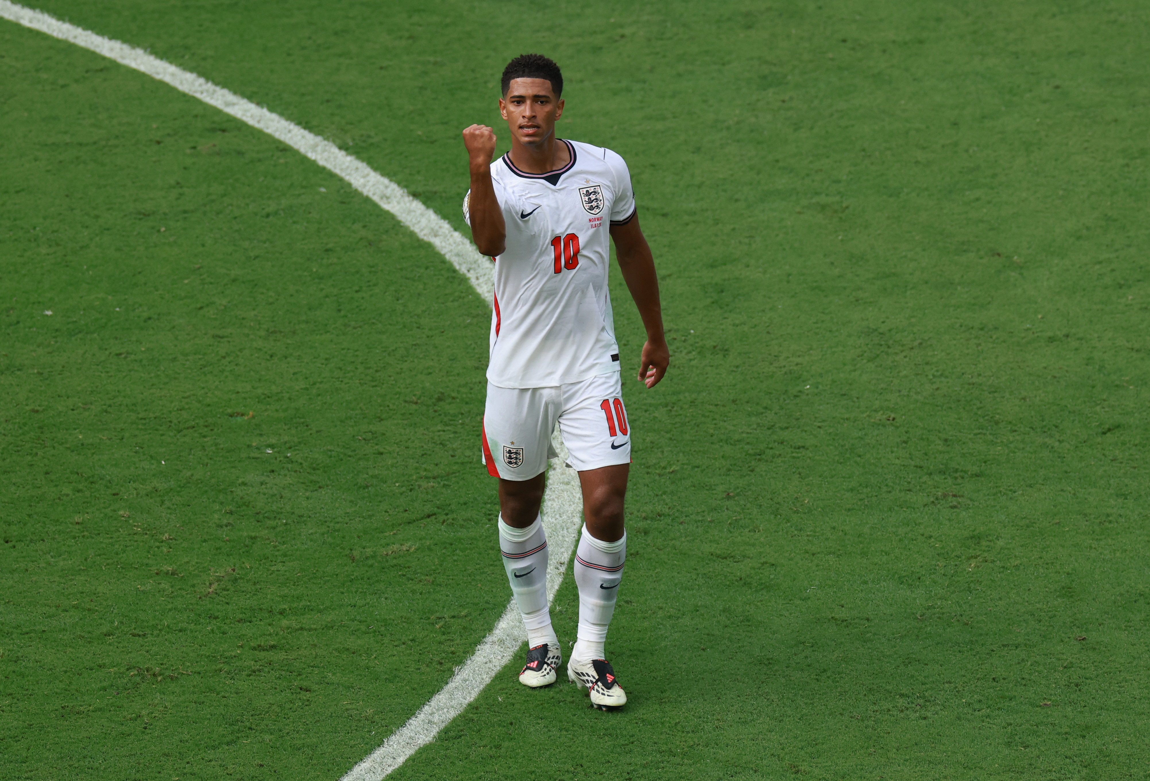 MIAMI GARDENS, FLORIDA - JULY 11: Jude Bellingham #10 of England celebrates scoring his team's first goal during the FIFA World Cup 2026 Quarter Final match between Norway and England at Miami Stadium on July 11, 2026 in Miami Gardens, Florida. (Photo by Elsa/Getty Images)