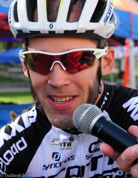 Geoff Kabush (Scott-3Rox Racing) being interviewed before the race