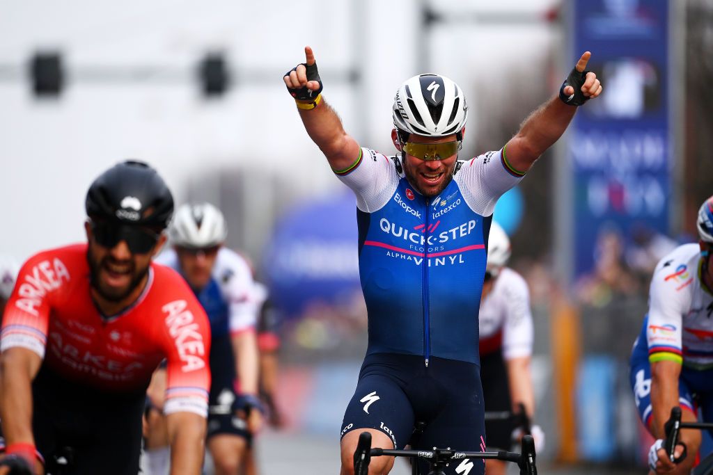 Mark Cavendish celebrates his win at Milano-Torino