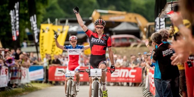 Lukas Flueckiger and Julien Absalon at the 2013 BMC Cup in Graenichen