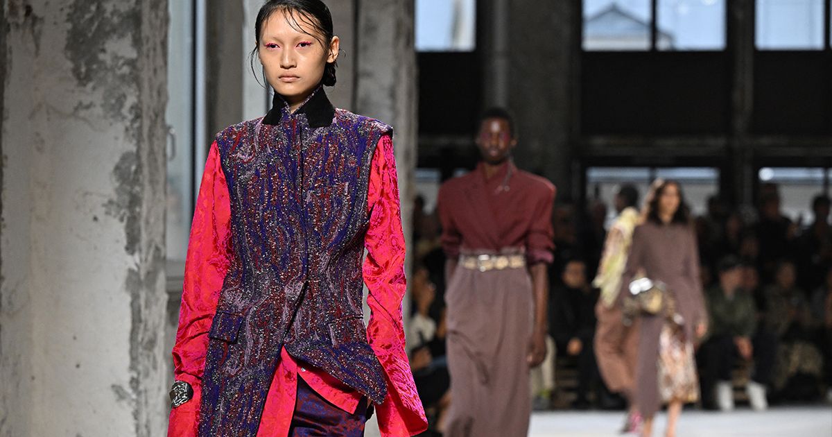 Dries Van Noten Spring/Summer 2025: Poised and piquant in equal measure