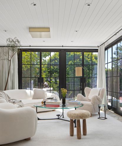 Inside Ellen DeGeneres' house - currently for sale in Beverly Hills ...