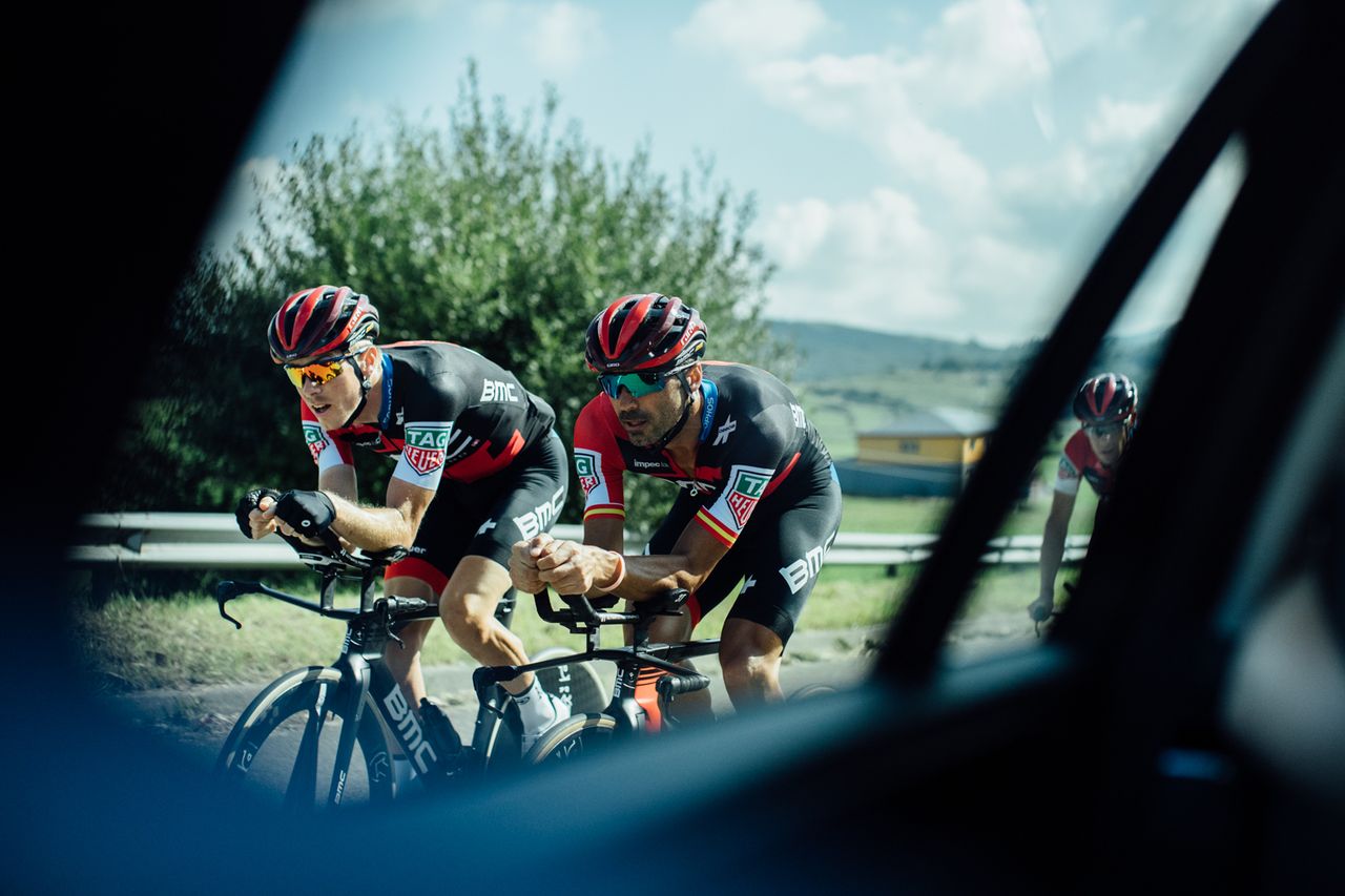Rohan Dennis and Francisco Ventoso sample the Torrelavega time trial course.