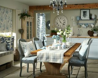 Country-curtain-ideas-for-kitchens-iliv