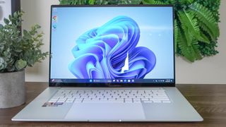 Asus Zenbook S 16