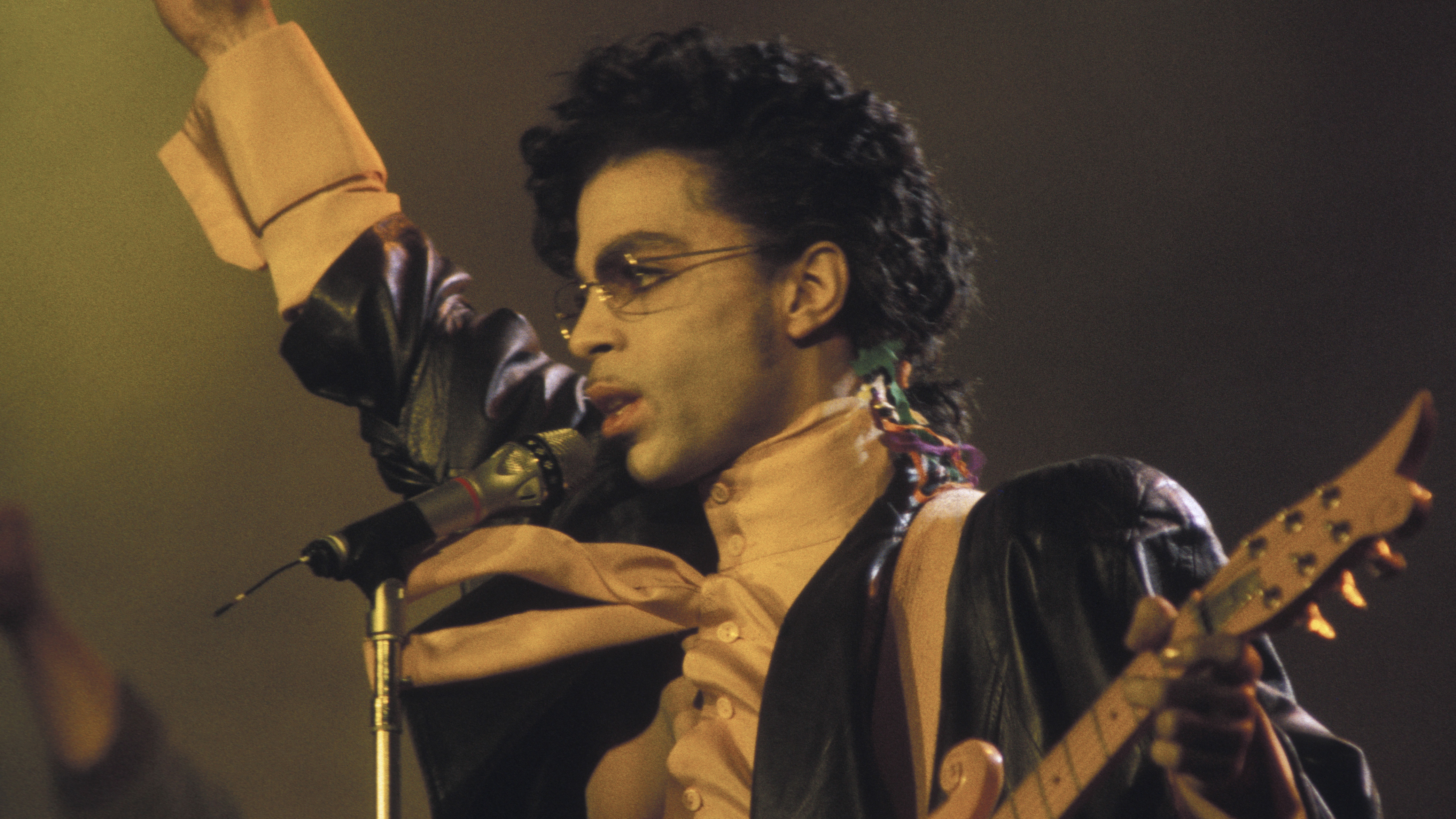 Prince in 1987