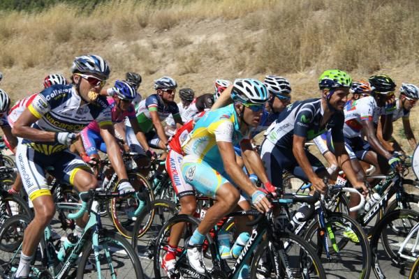 The peloton on stage 9 of the Vuelta