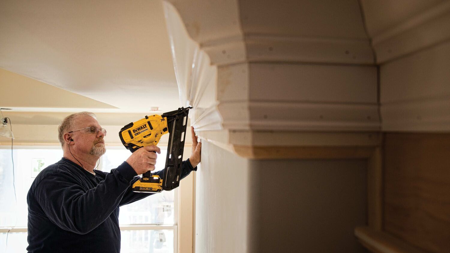 DeWalt DCN650D1 20V Max XR 15Gauge Angled Finish Nailer review Real