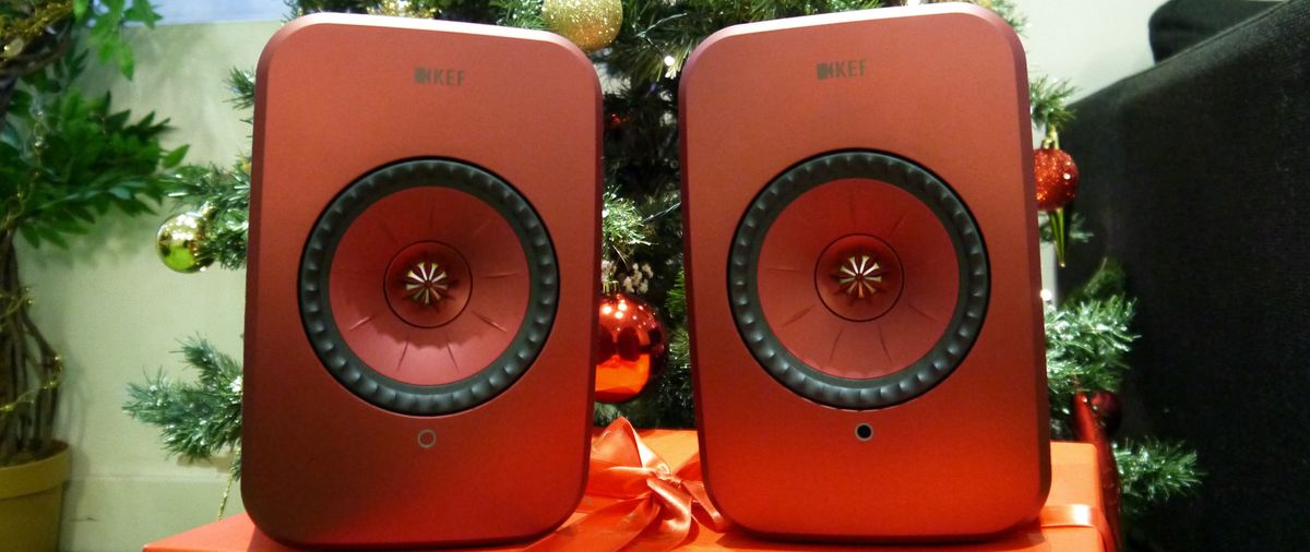 KEF LSX speaker