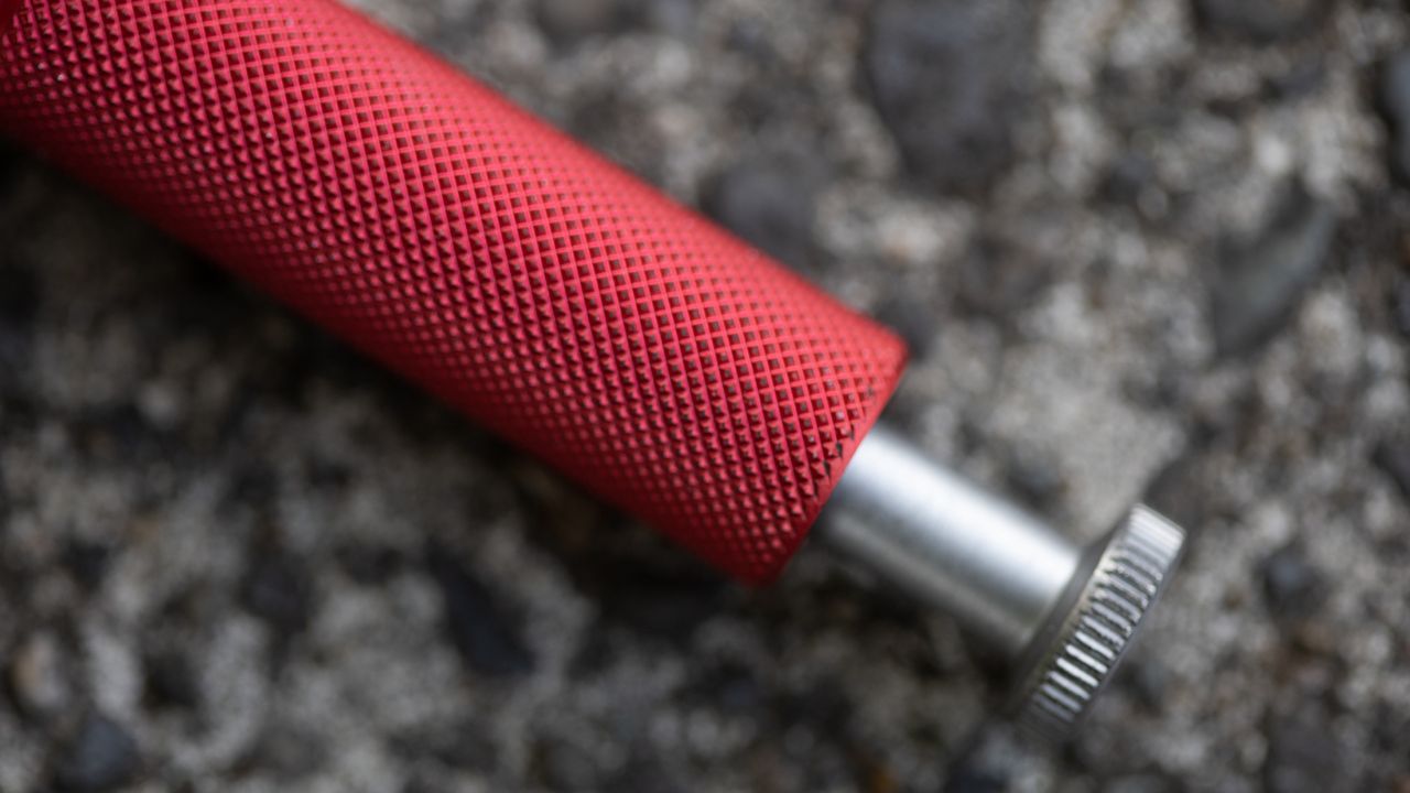 Giustaforza 2-16 Pro torque wrench detail of knurled hand grip