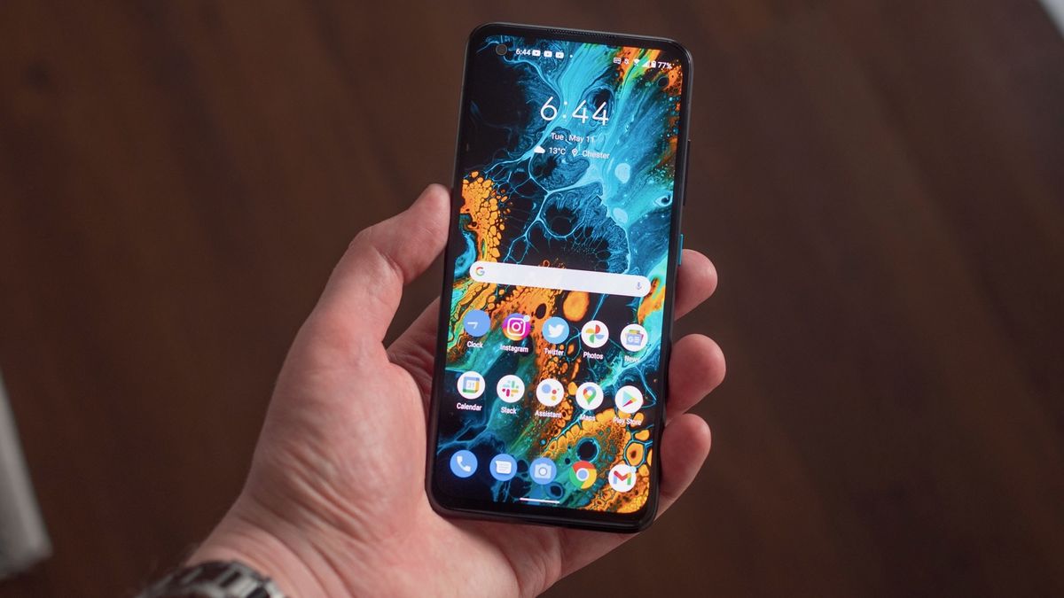 ASUS Zenfone 8