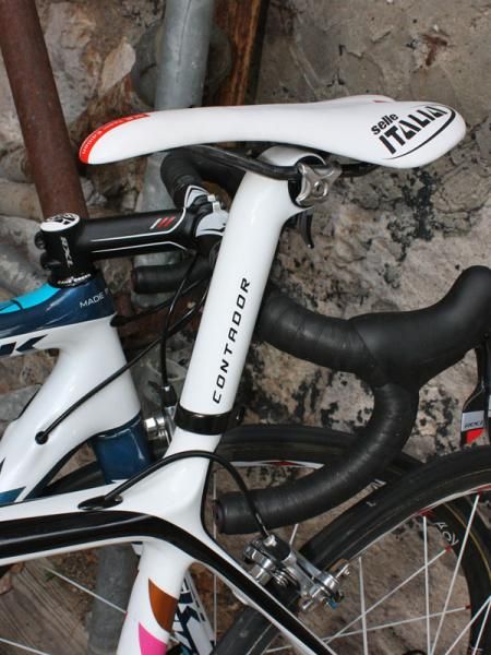 Contador's saddle starts out life as a standard Selle Italia SLR Team Issue&hellip;