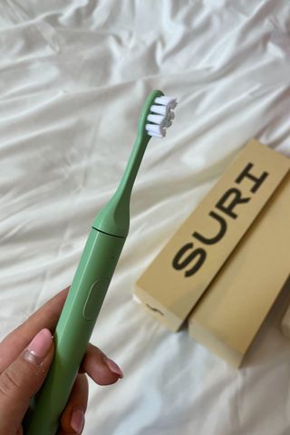 suri toothbrush and box