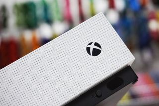 to open Xbox S console for repair | Windows