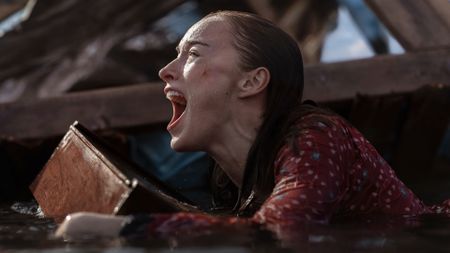 Phoebe Dynevor in Thrash