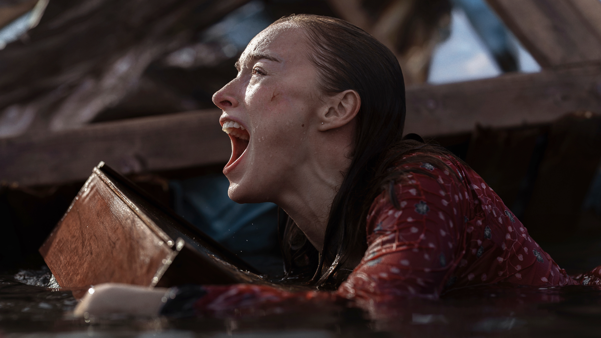 Phoebe Dynevor in Thrash