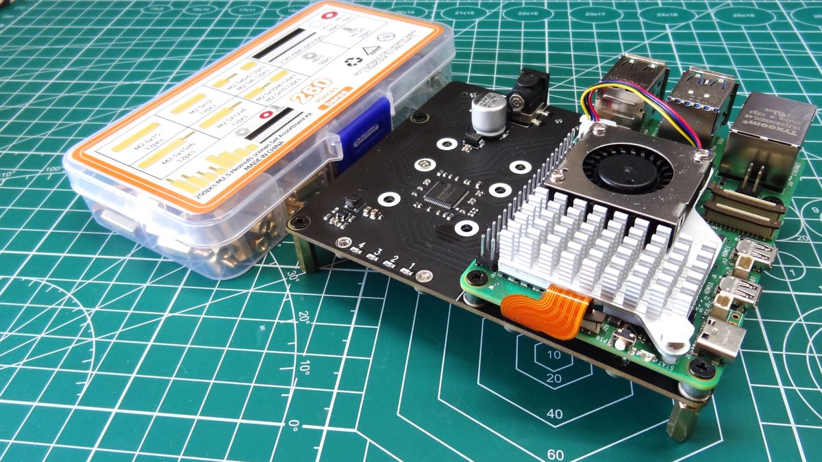 Geekworm Alloggiamento in alluminio per Raspberry Pi 4 modello B