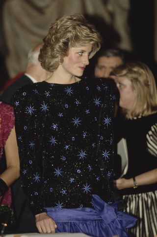 Princess Diana wearing record-breaking dress