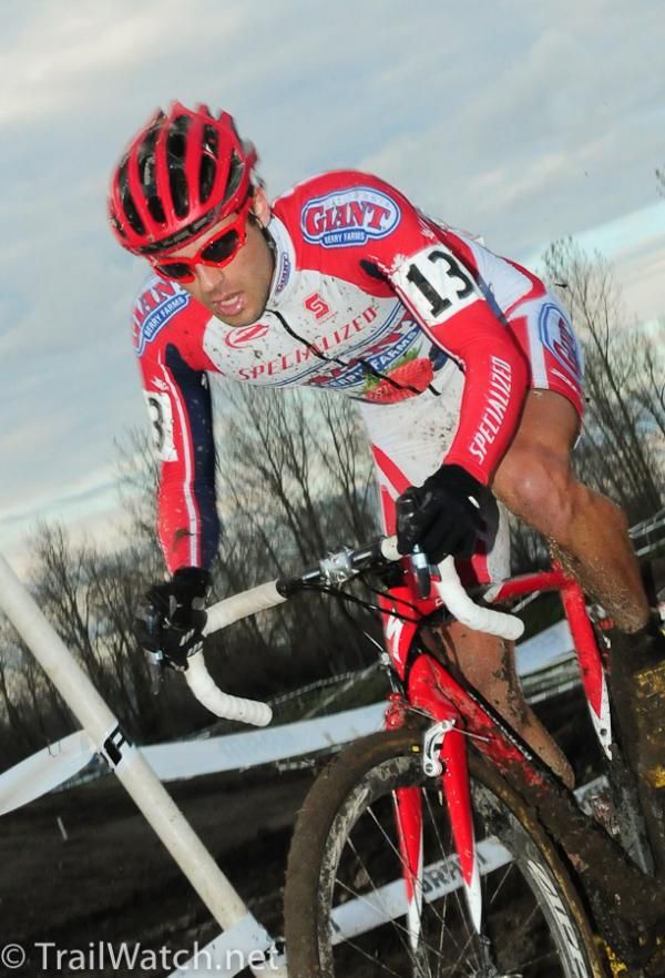 Jesse Anthony (California Giant Berry) having his best race of the season