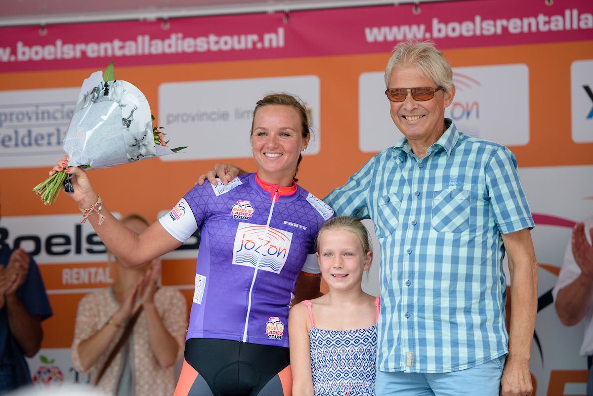 Chantal Blaak (Boels Dolmans) is awarded the combined jersey