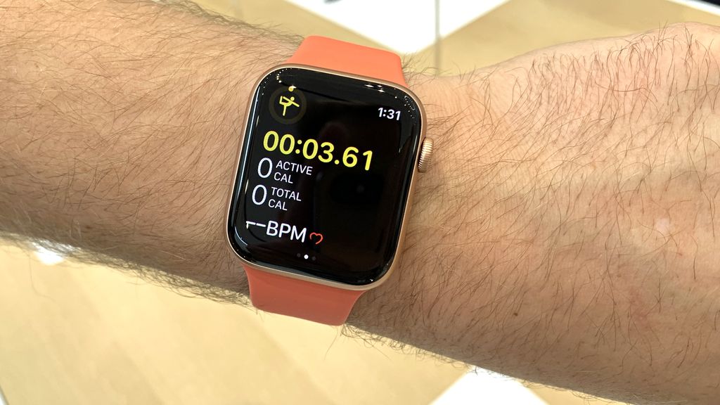 Apple Watch 5 vs Apple Watch 4 which Apple smartwatch is for you