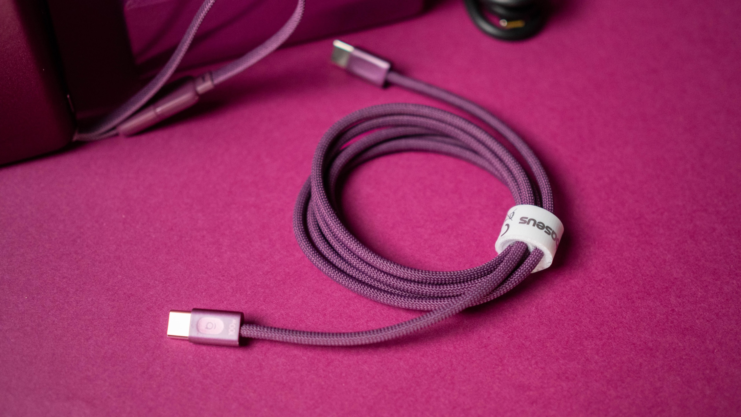 Baseus Dark Cherry iPhone 18 Pro collection review