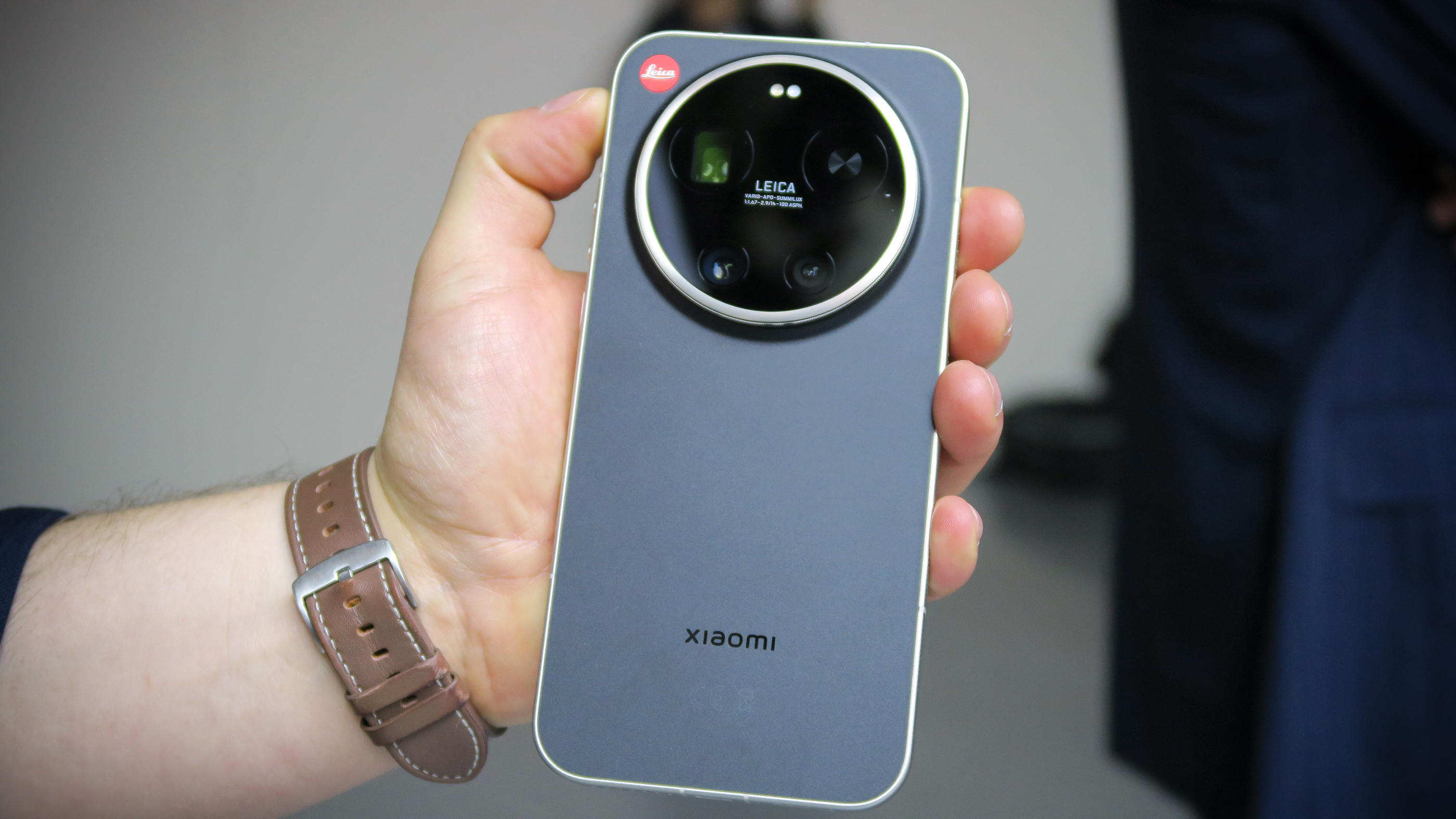 Xiaomi 17 Ultra hands on Leica Leitzphone powered by Xiaomi back portrait