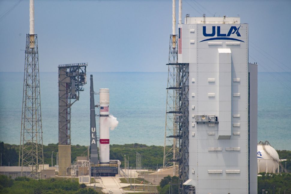 ULA Calls Off Critical Vulcan Centaur Rocket Test On Launch Pad Due To ...