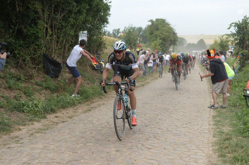 Zdenek Stybar launches an attack